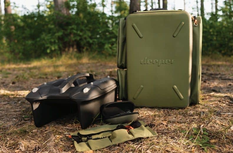 Deeper Quest bait boat with backpack