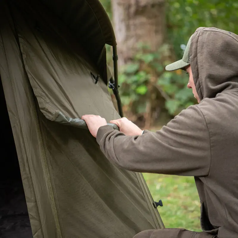 Testing a fishing bivvy on the bank