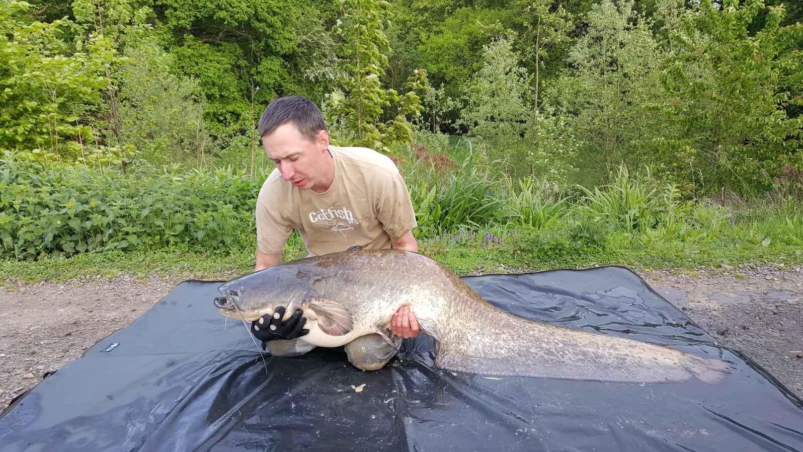 Catfish Pro Unhooking Mat With Flap