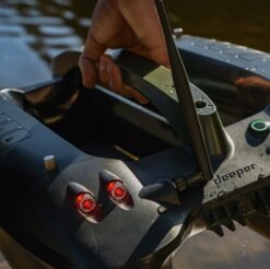 Deeper Quest Bait Boat with Downscan